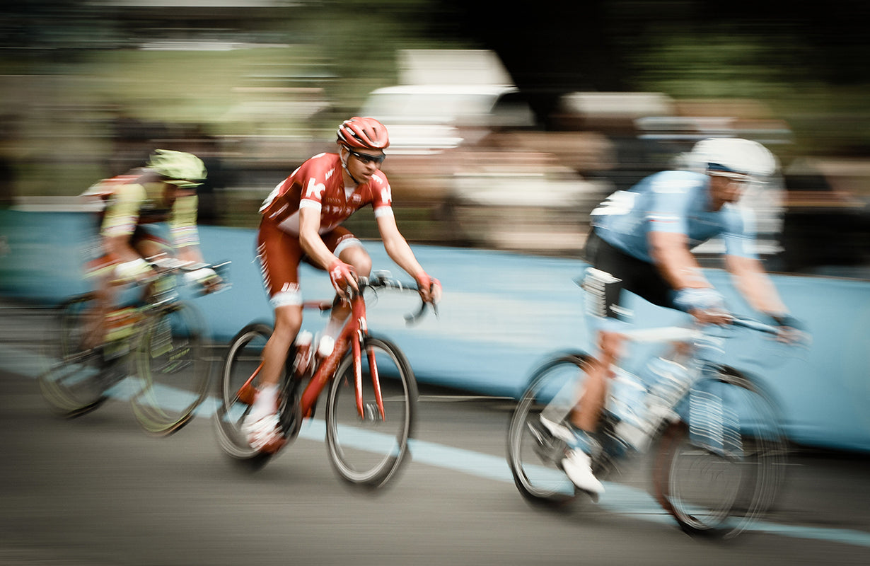 Cycling race event with helmet